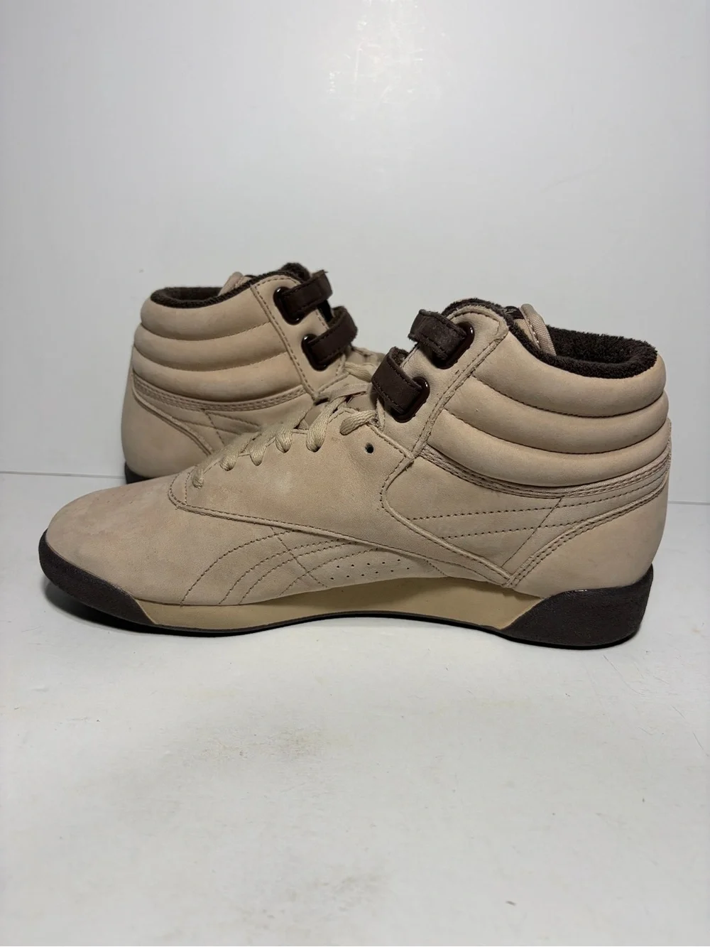 Reebok Freestyle F/S High-top Women Beige and Dark Brown Sneakers Size 8.5